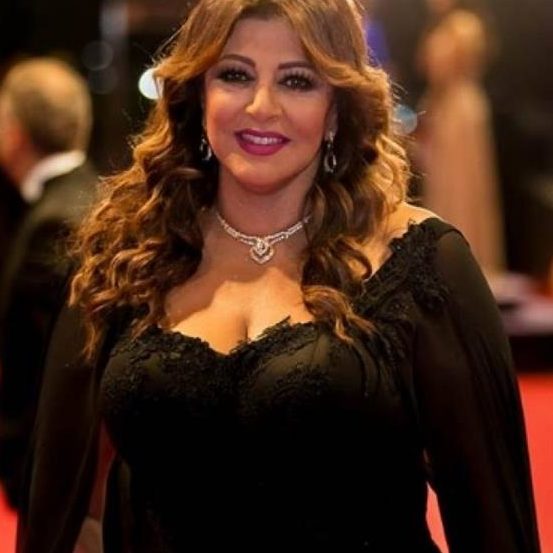 الفنانة هالة صدقي